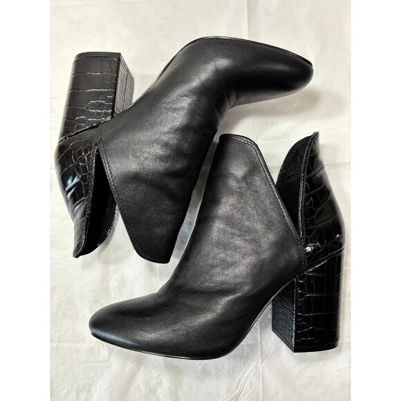 Steve Madden Rookie Black Leather Crocodile Embossed Bootie Size 7.5 M - Picture 8 of 12